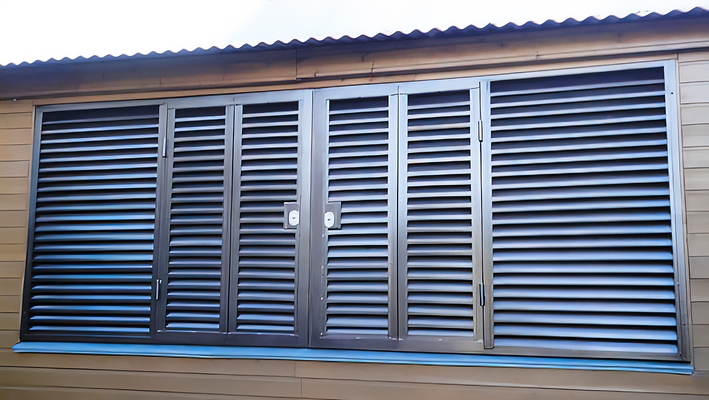 Ставни для широкого окна